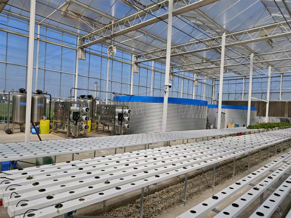 Sera su depolama tankı